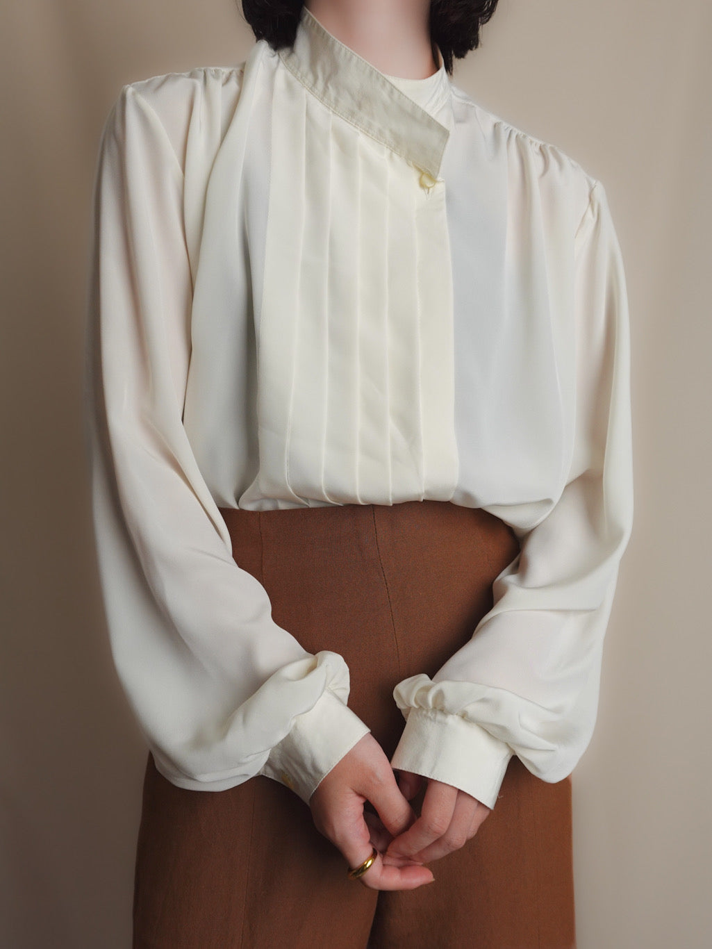 Stand collar Pleats Blouse