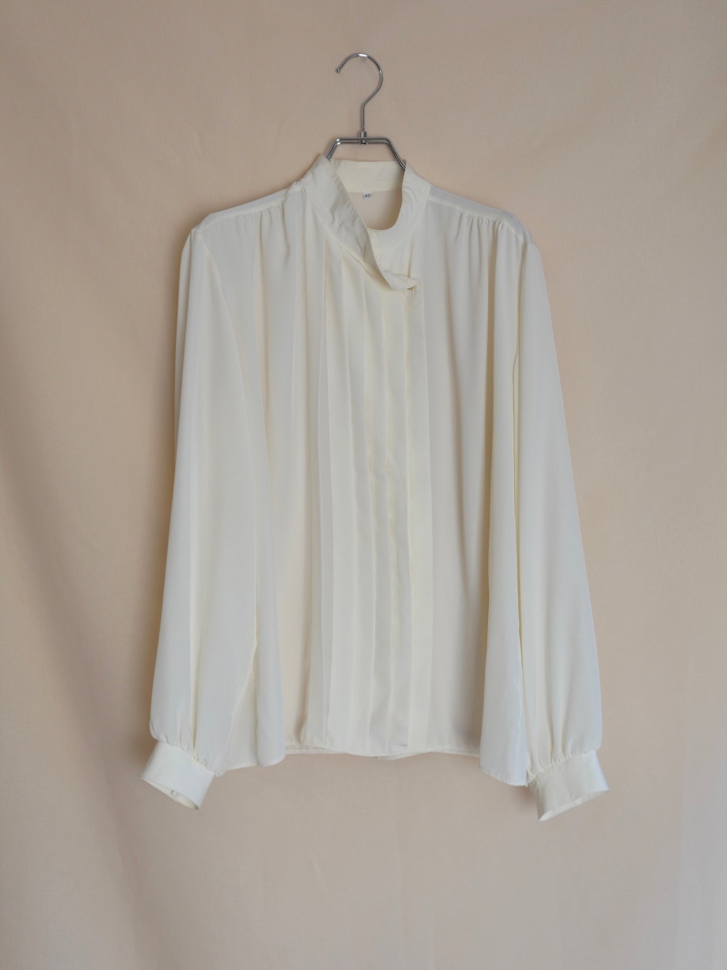 Stand collar Pleats Blouse