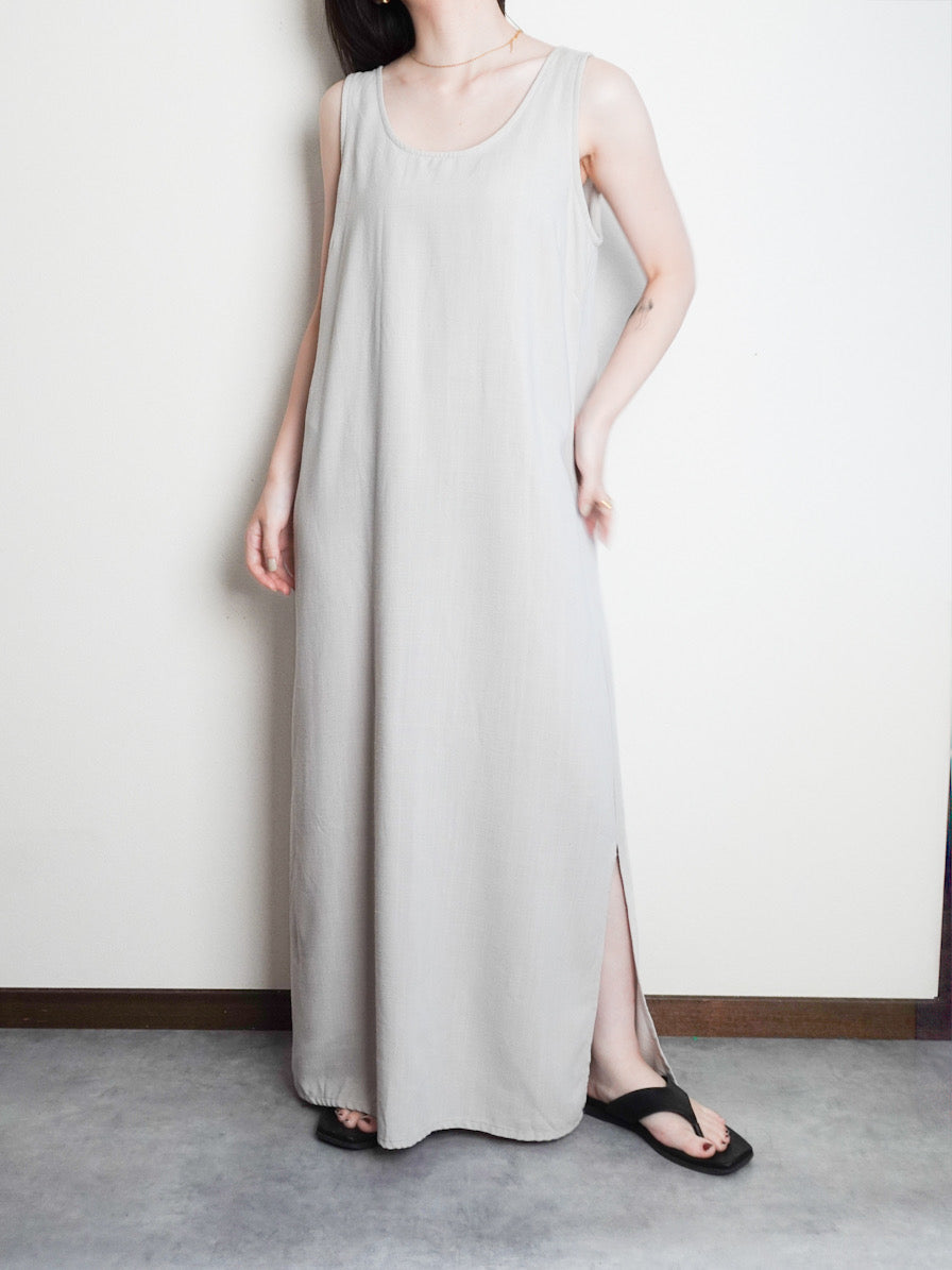 Sleeveless Onepiece