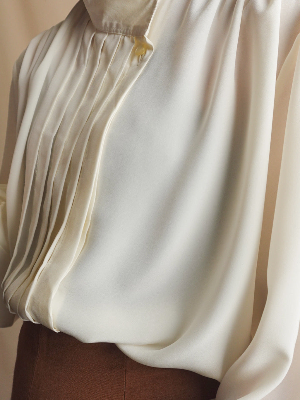 Stand collar Pleats Blouse