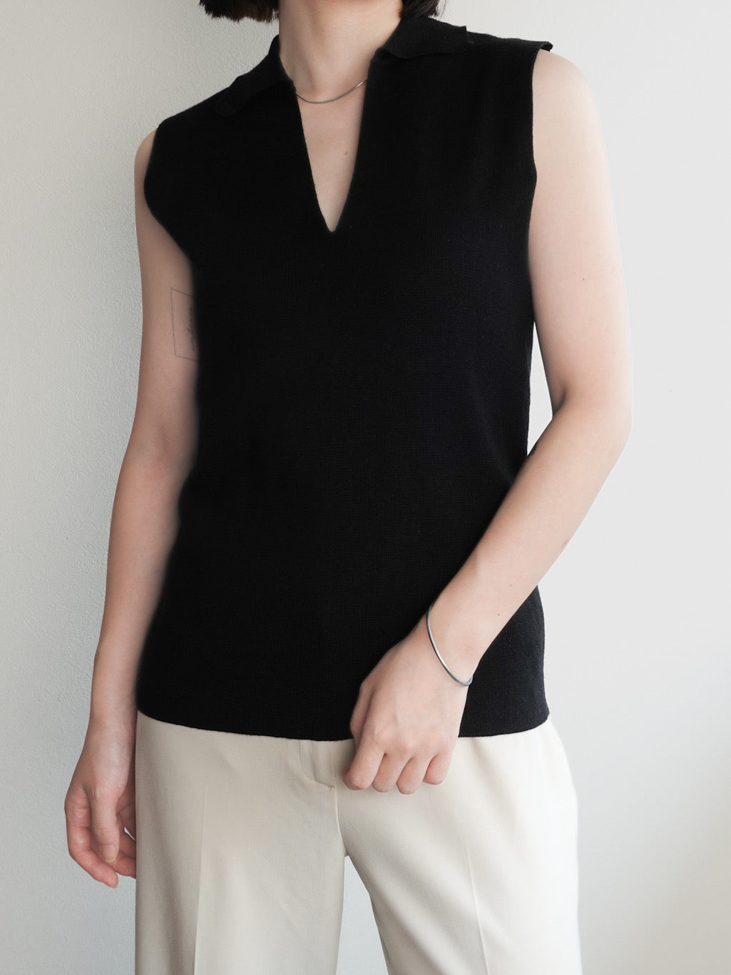 Skipper neck Tops