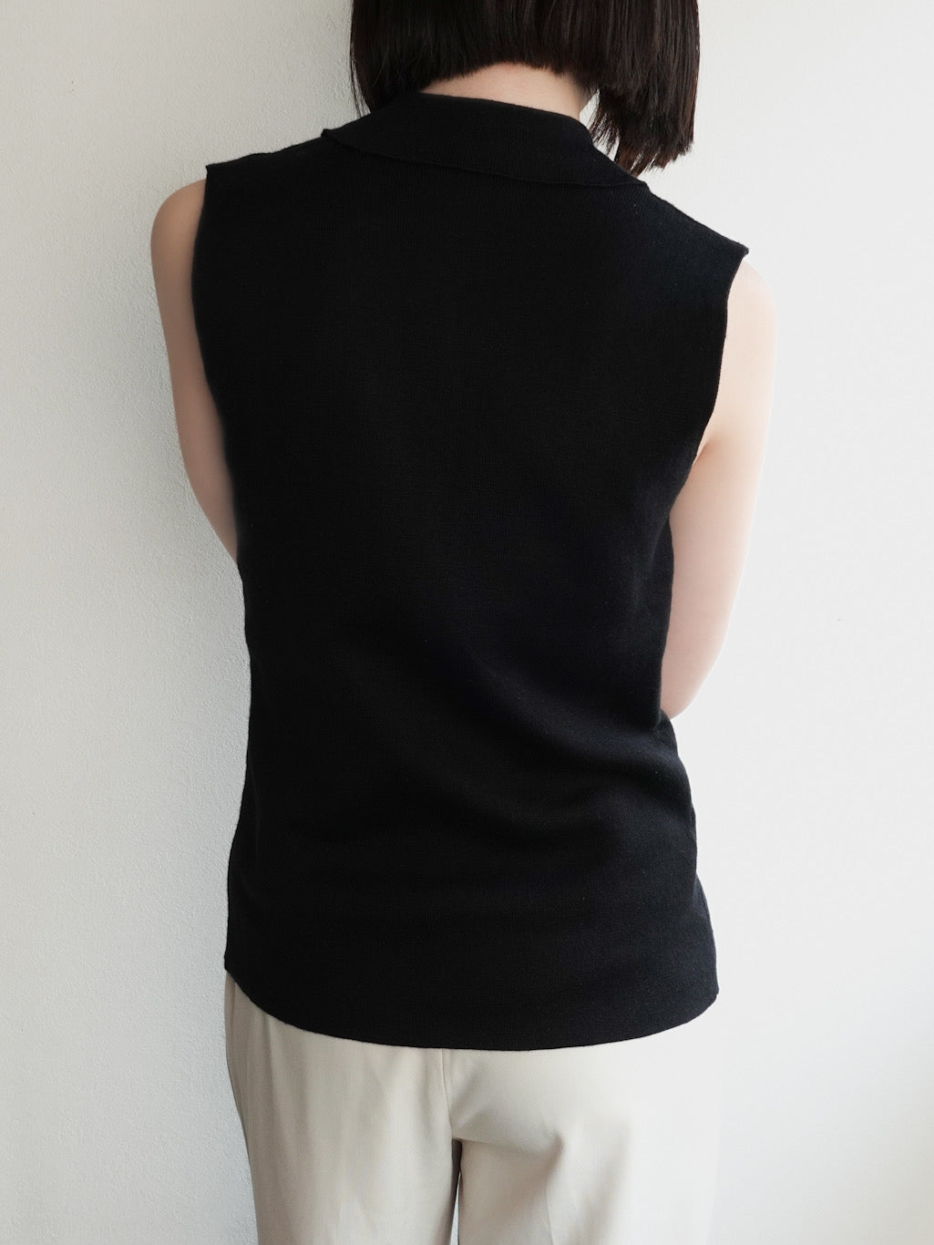 Skipper neck Tops