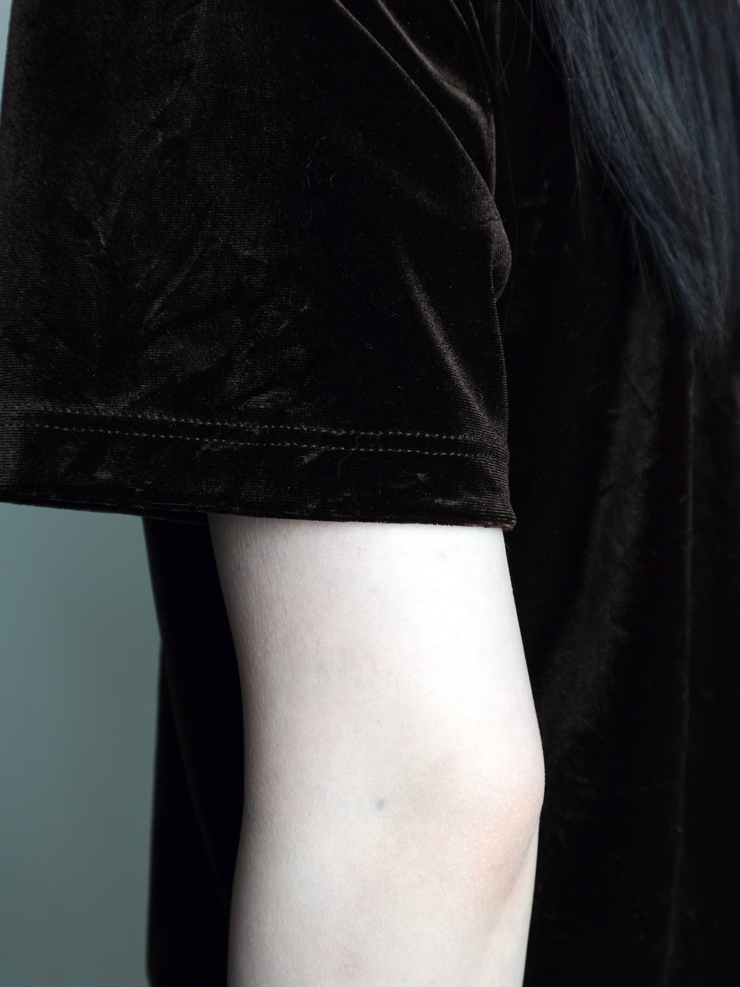 Half sleeve Velours Tops - Brown