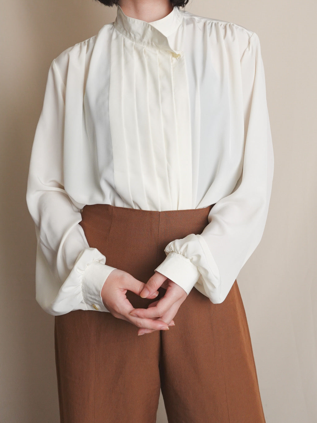 Stand collar Pleats Blouse