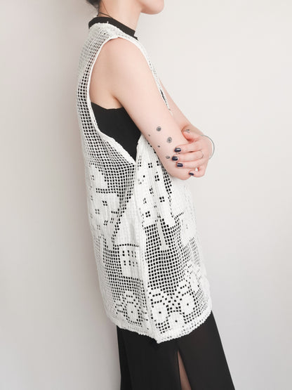 Remake Deep neck Crochet Vest