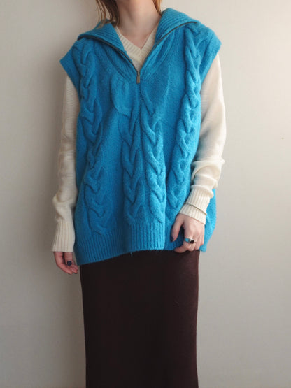 Zipup Knit Vest
