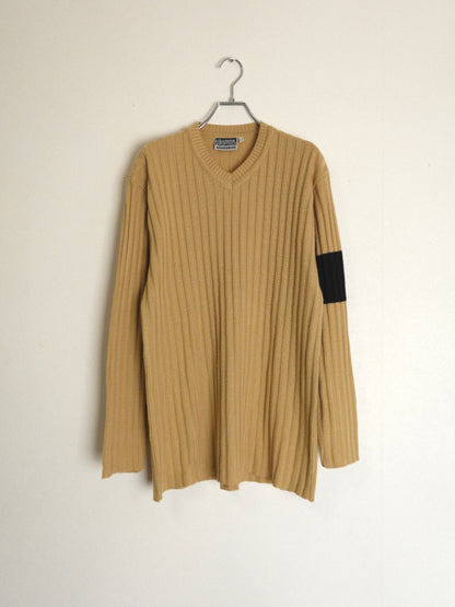 Rib Vneck Knit