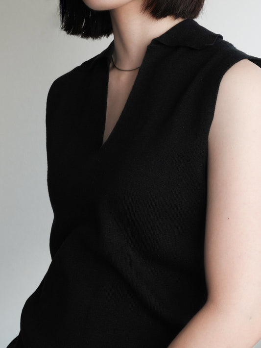 Skipper neck Tops