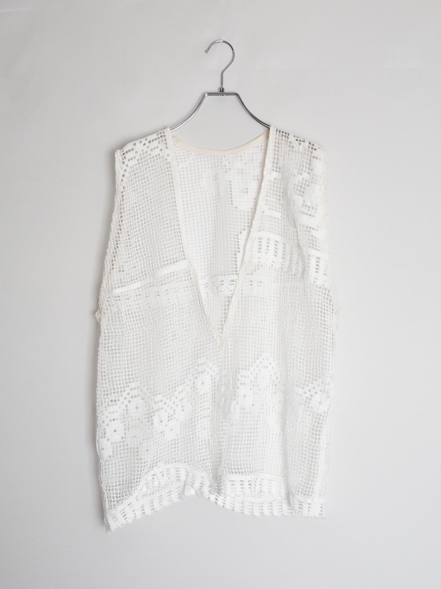 Remake Deep neck Crochet Vest