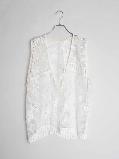 Remake Deep neck Crochet Vest