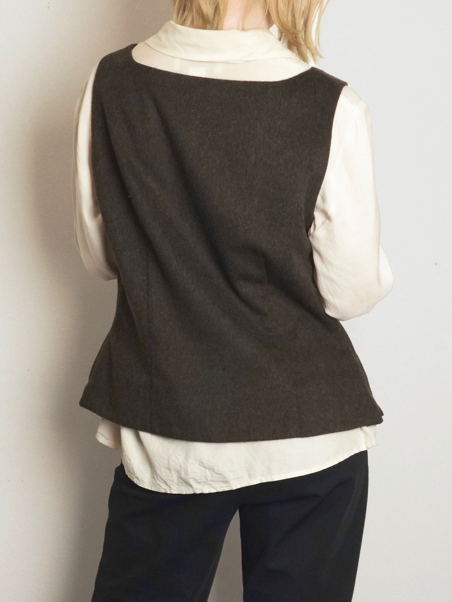 Square neck Vest