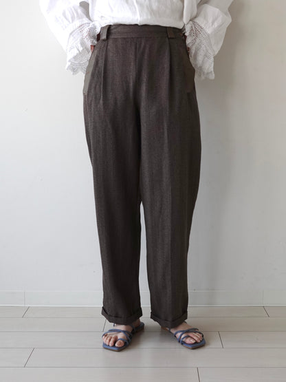 Tapered Pants