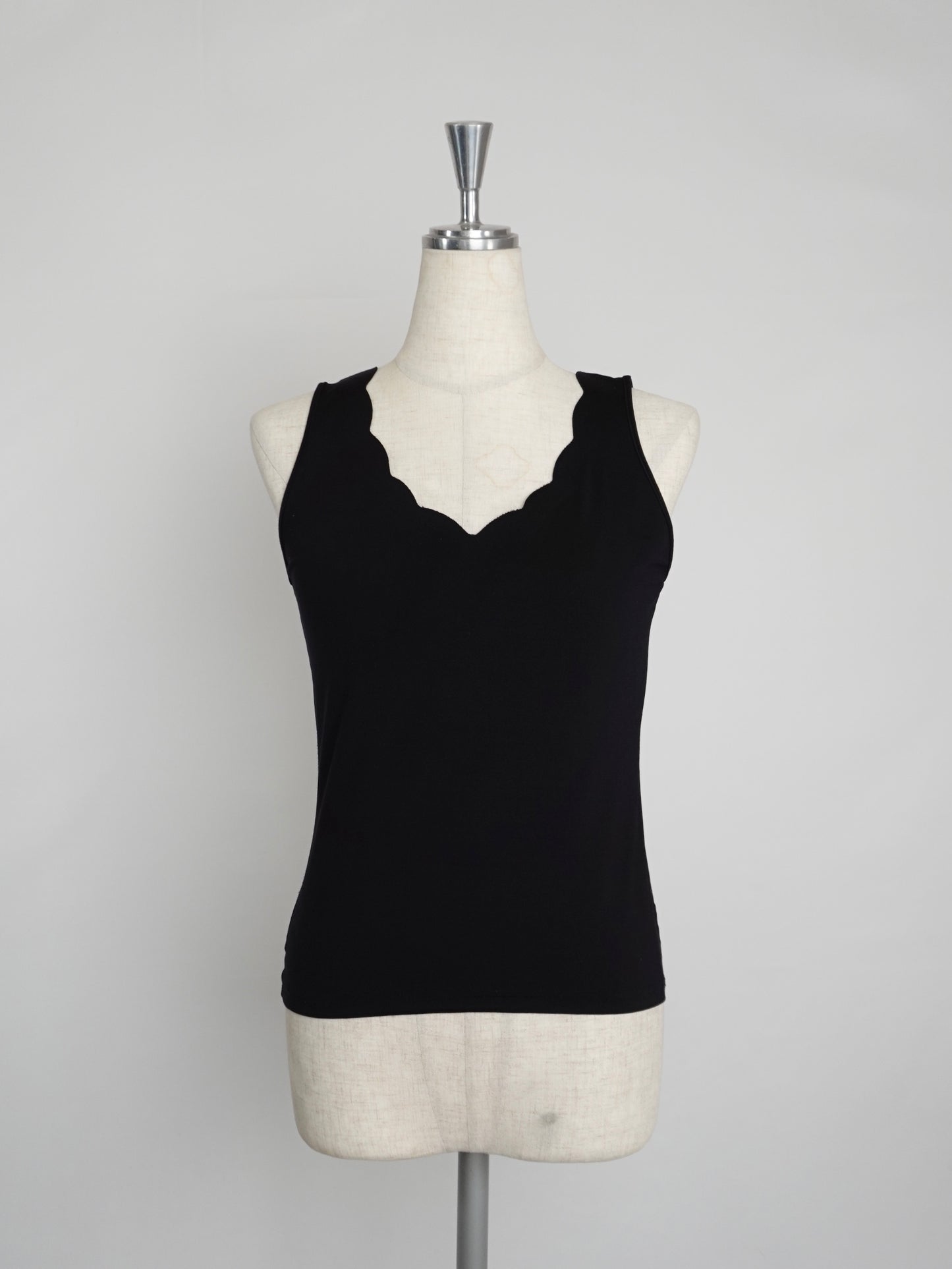 Cutting Sleeveless Tops