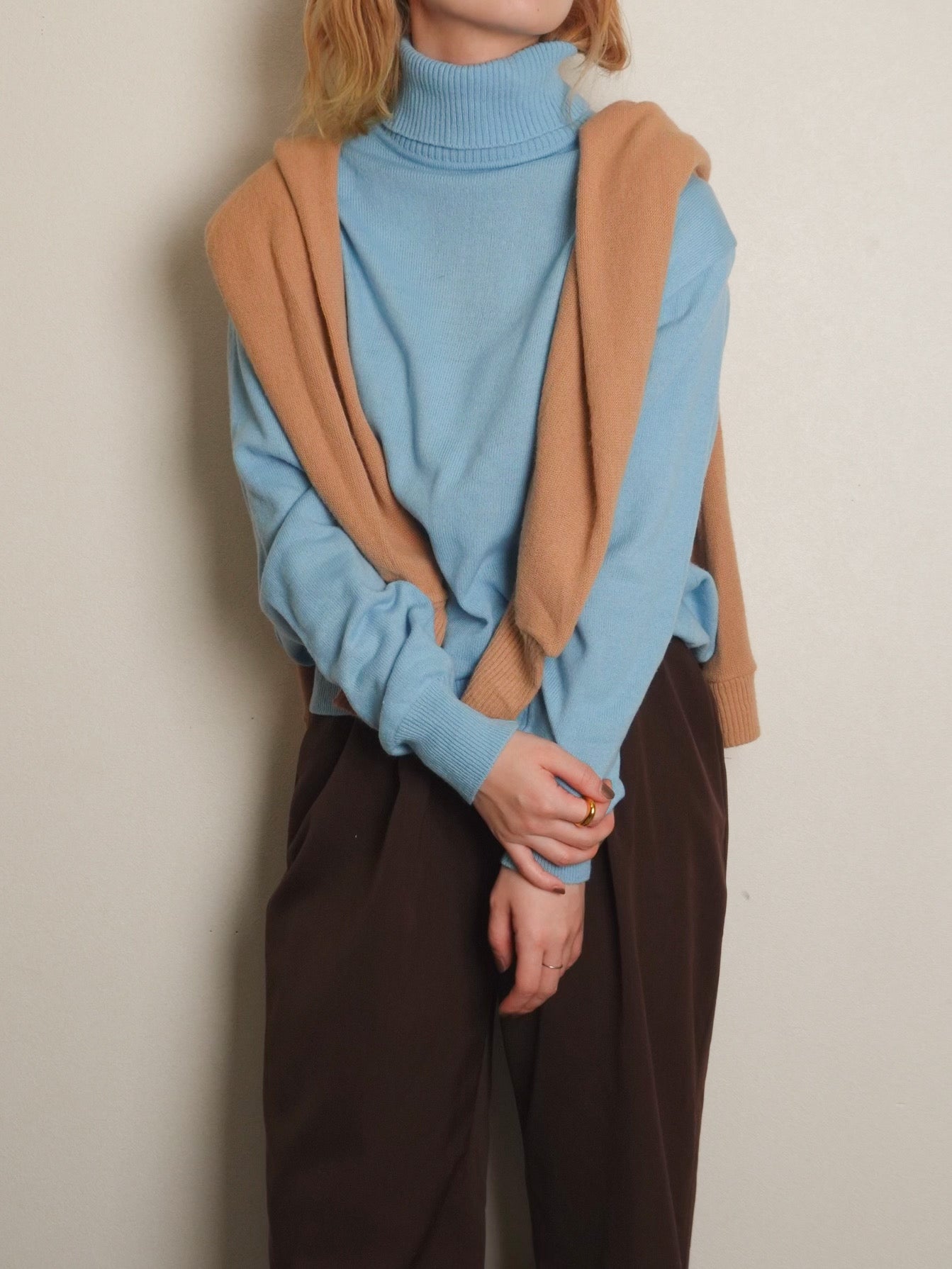 Acrylic Highneck Knit