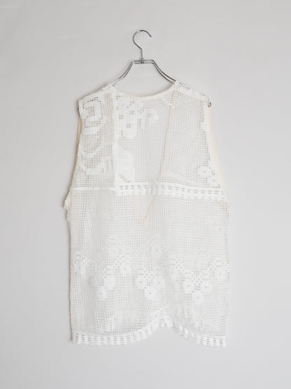 Remake Deep neck Crochet Vest