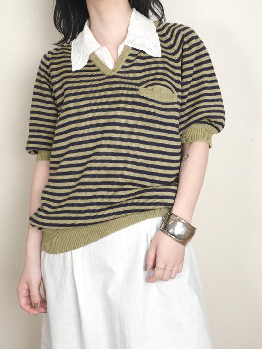 Vneck Border Tops