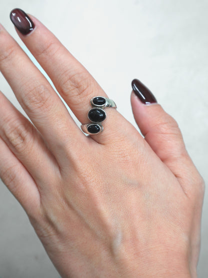 Onxy Triple Ring