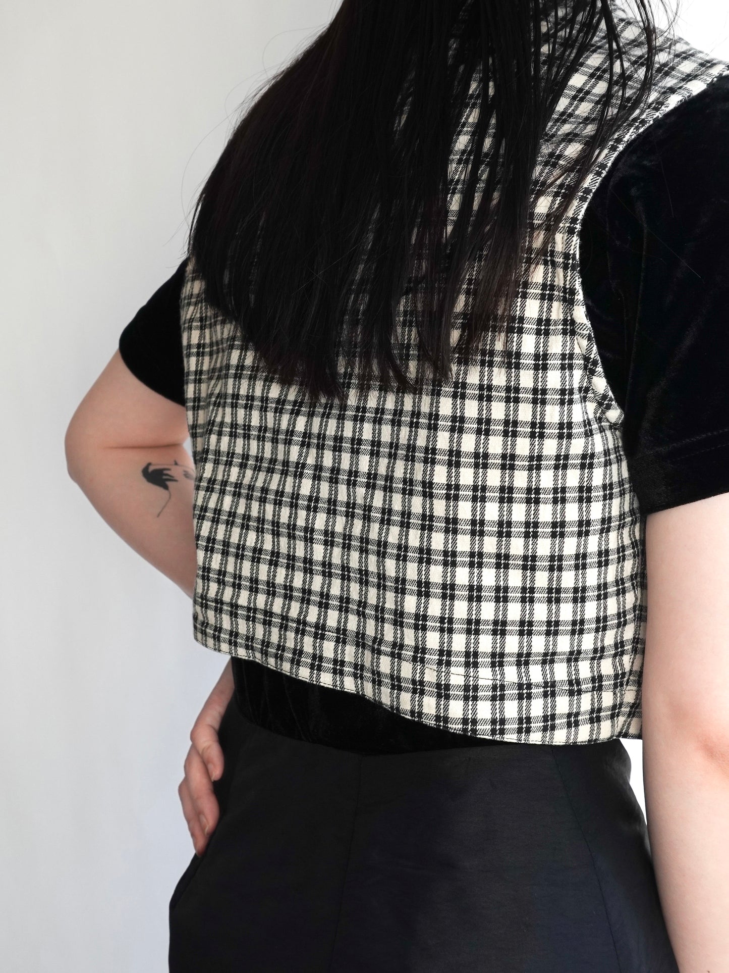 Check Short Vest