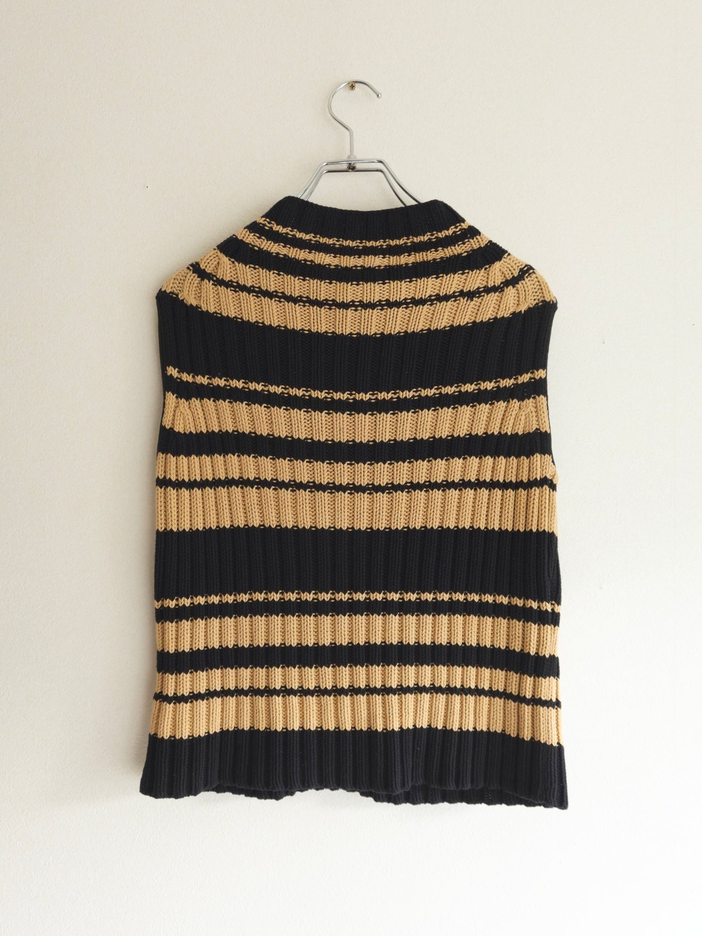 Border Knit Vest