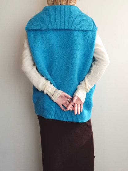 Zipup Knit Vest