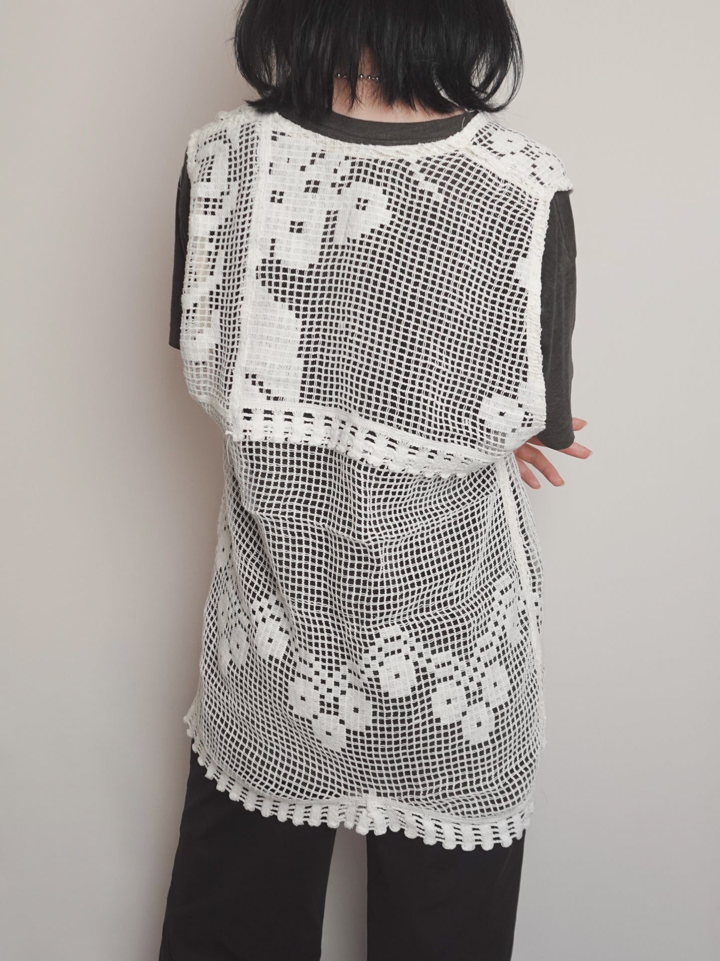 Remake Deep neck Crochet Vest