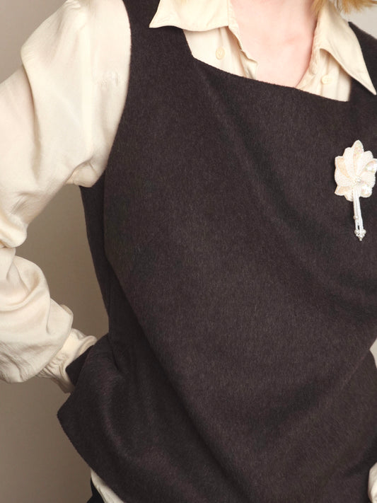 Square neck Vest