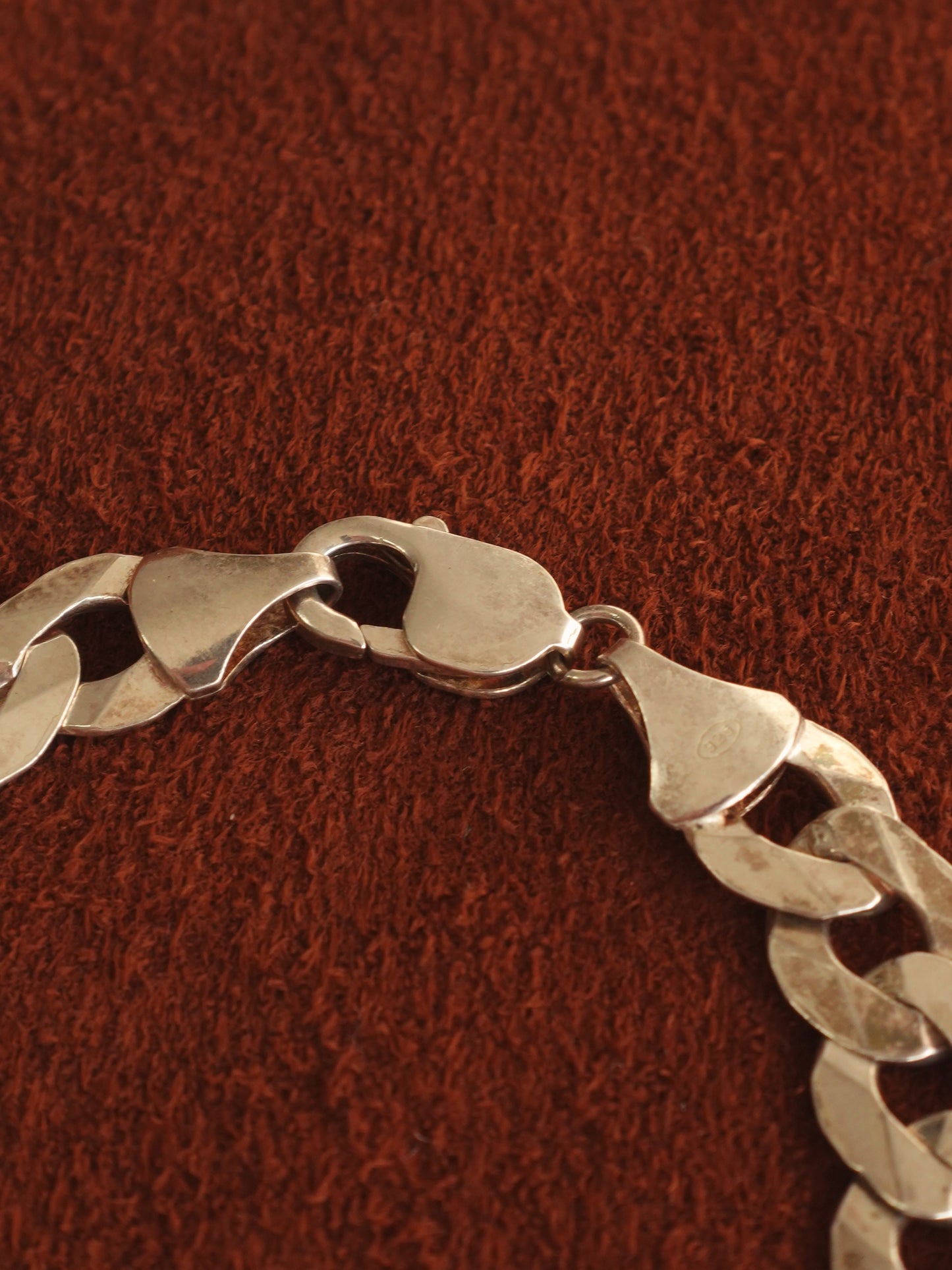 Chunky Curve Link Bracelet