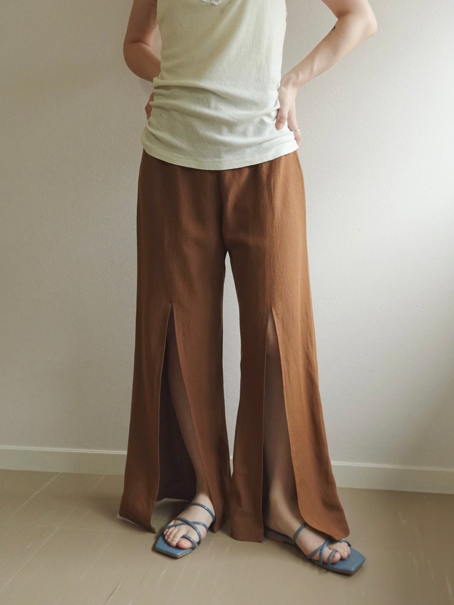 Italy Slit Pants