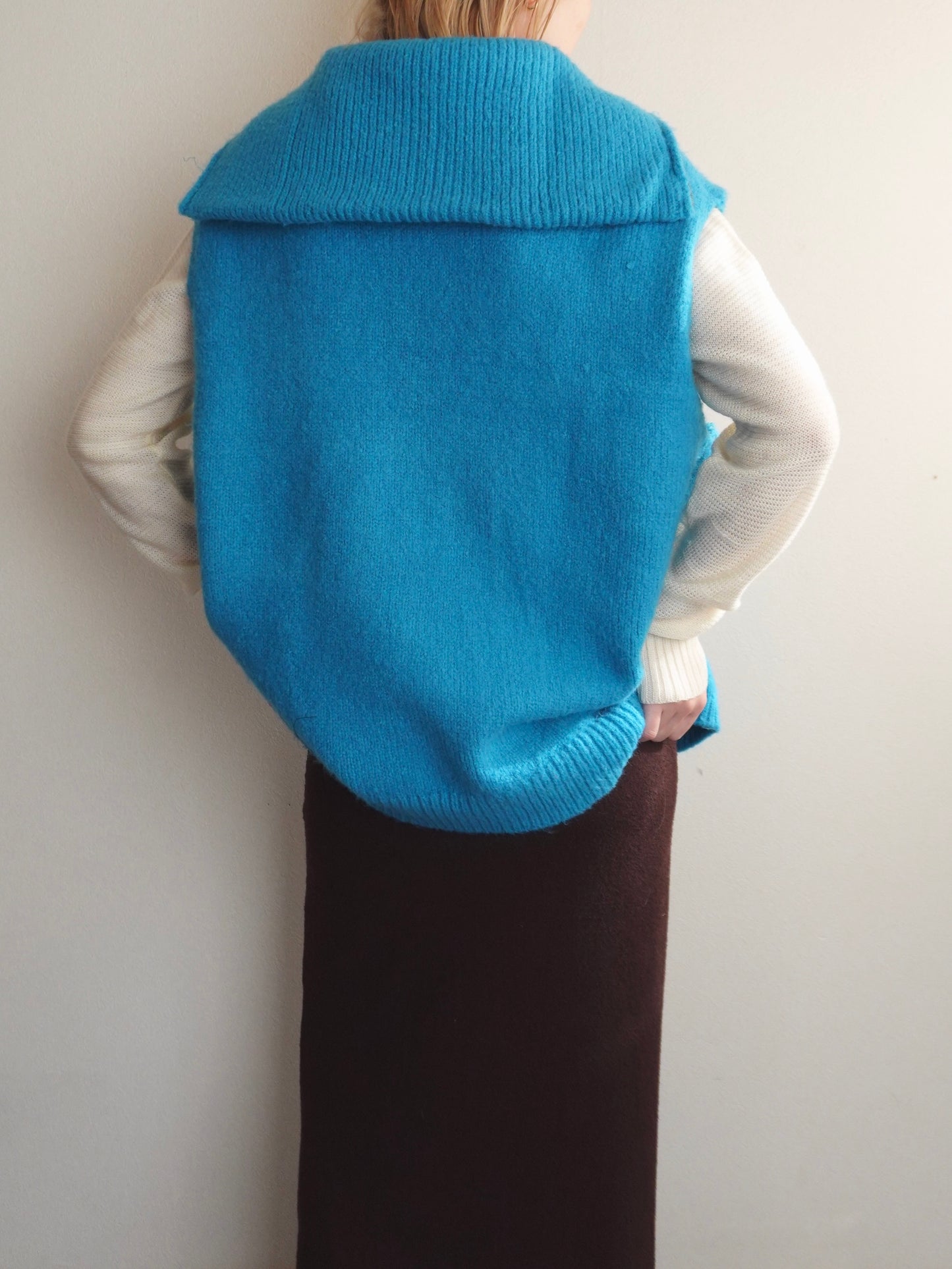 Zipup Knit Vest