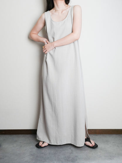 Sleeveless Onepiece