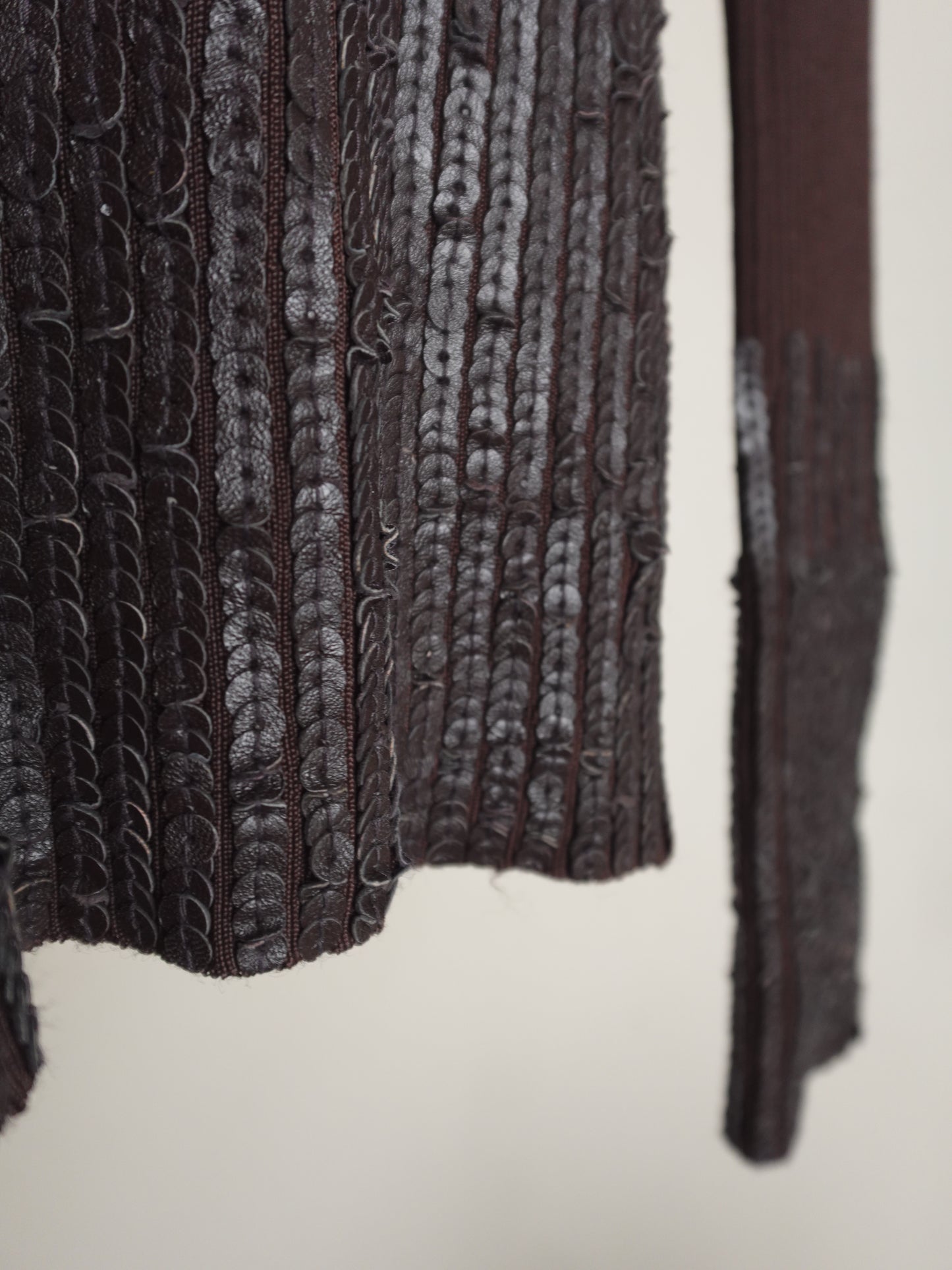 Sequins Highneck Rib Knit