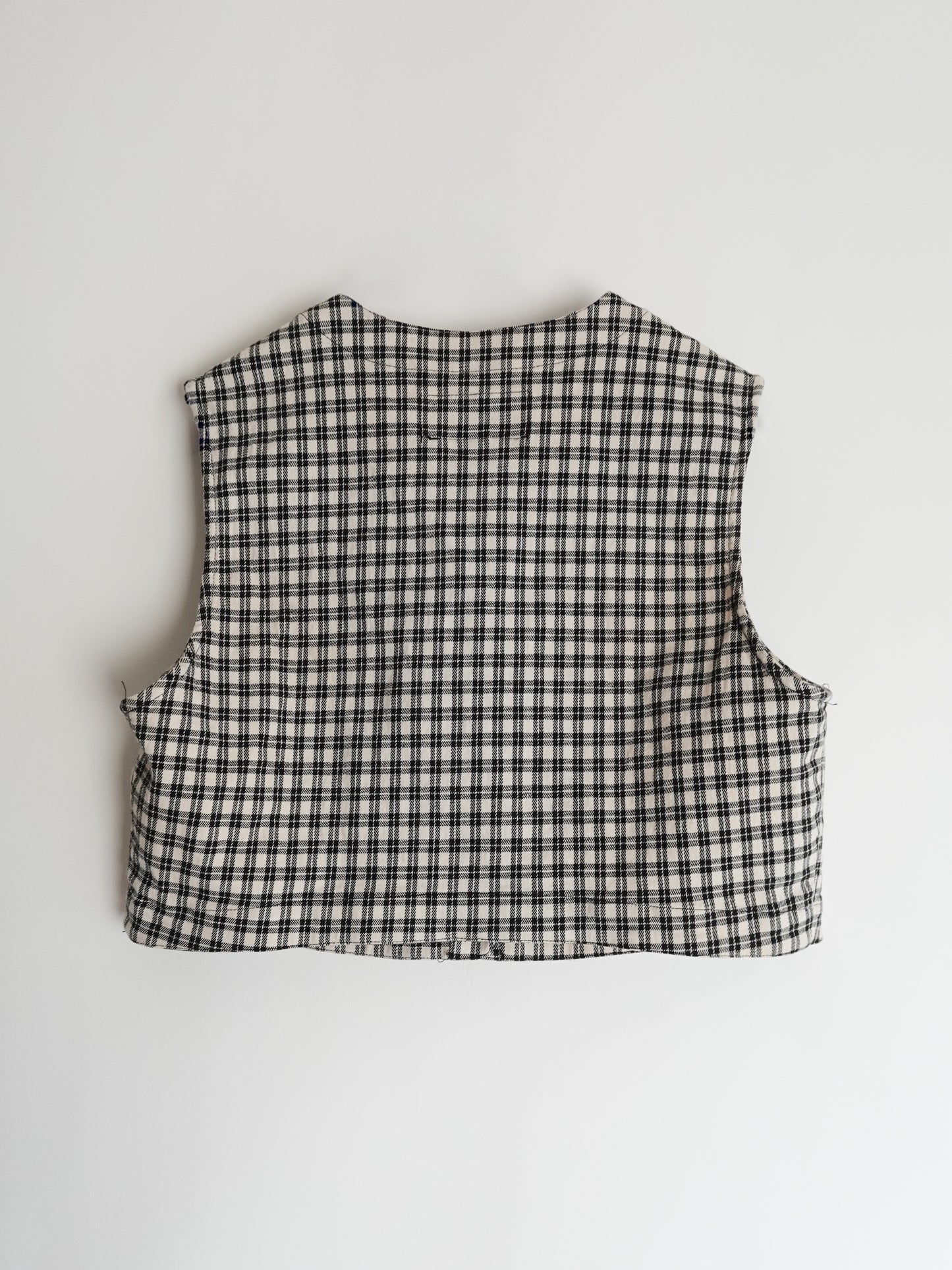 Check Short Vest