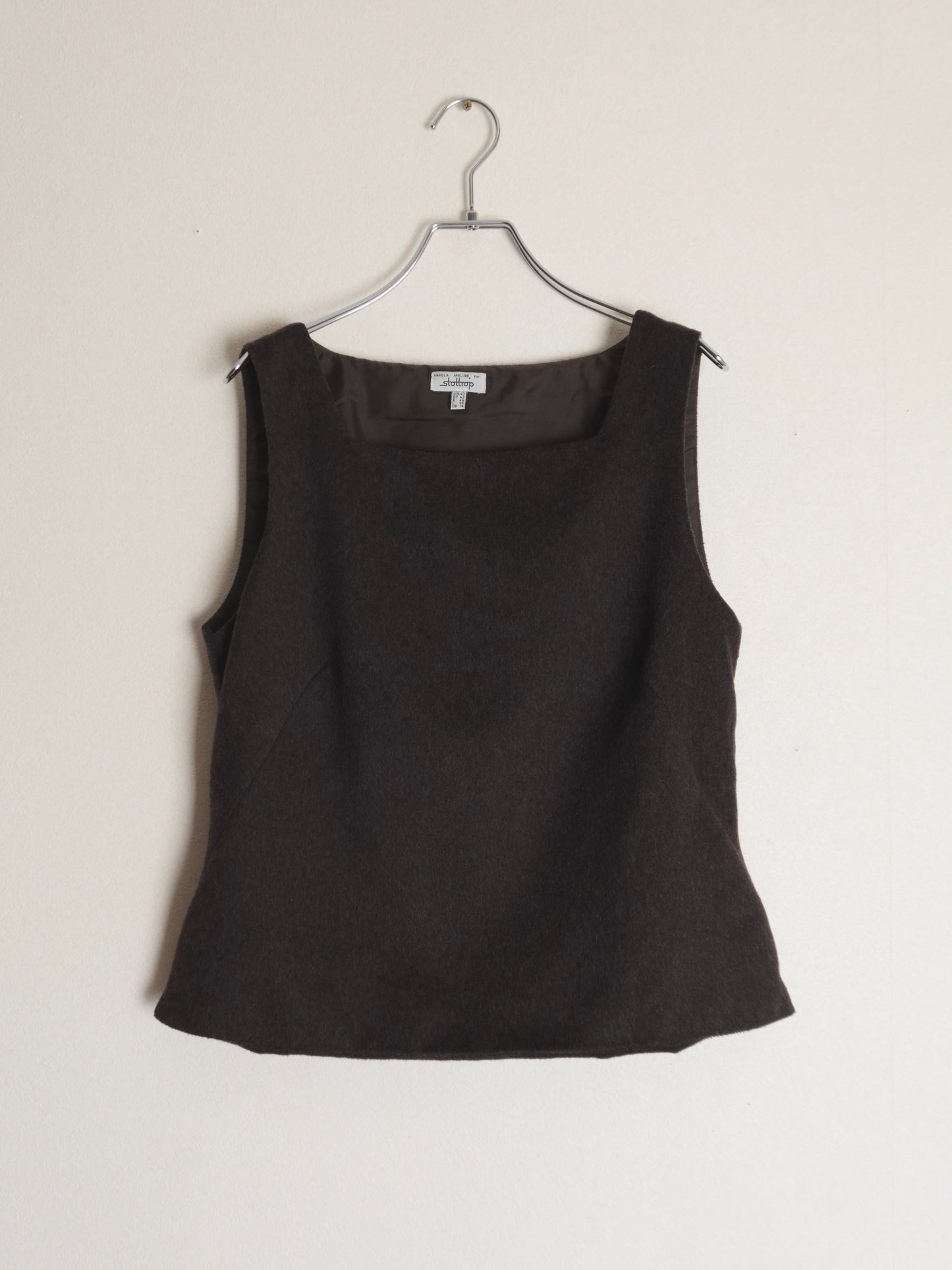 Square neck Vest