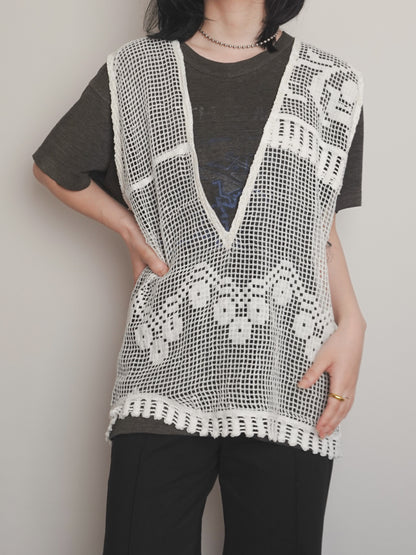 Remake Deep neck Crochet Vest