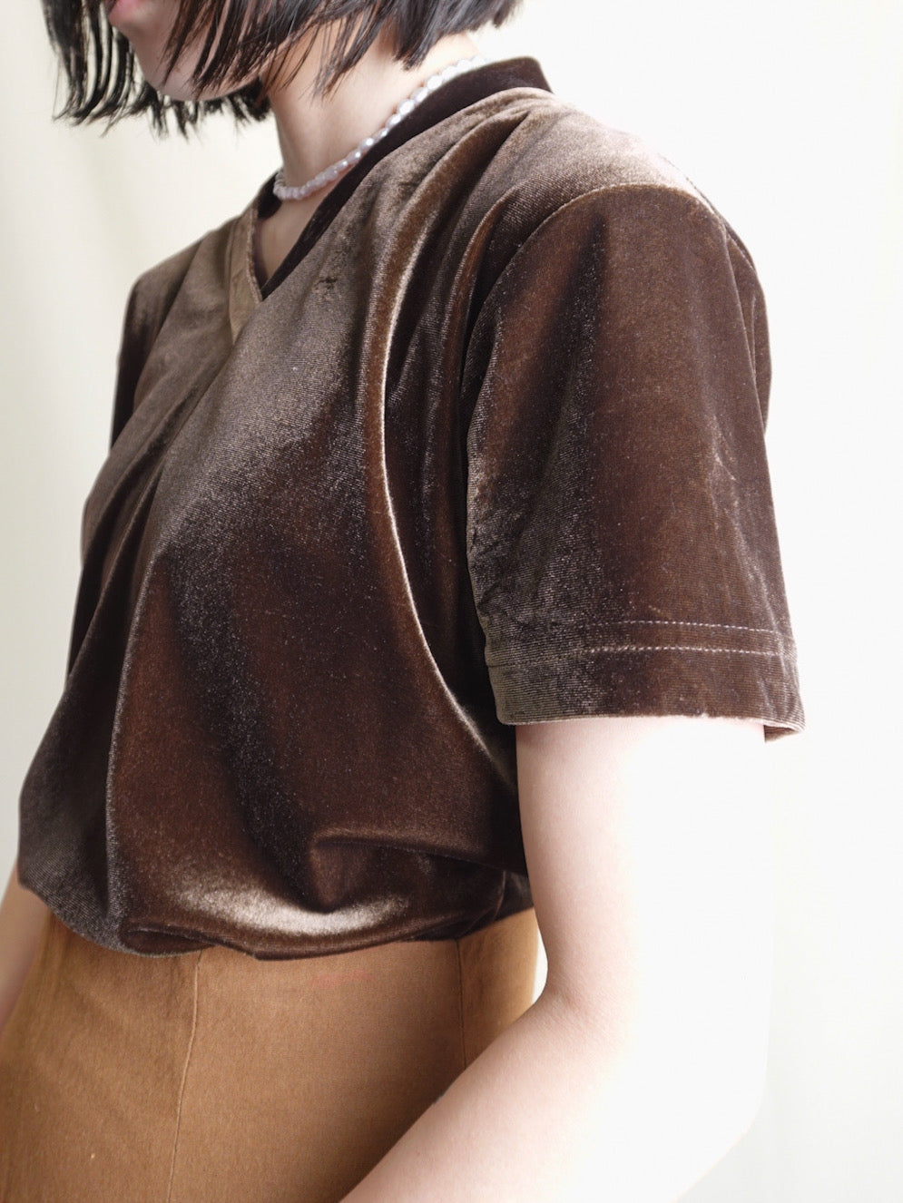 Half sleeve Velours Tops - Brown