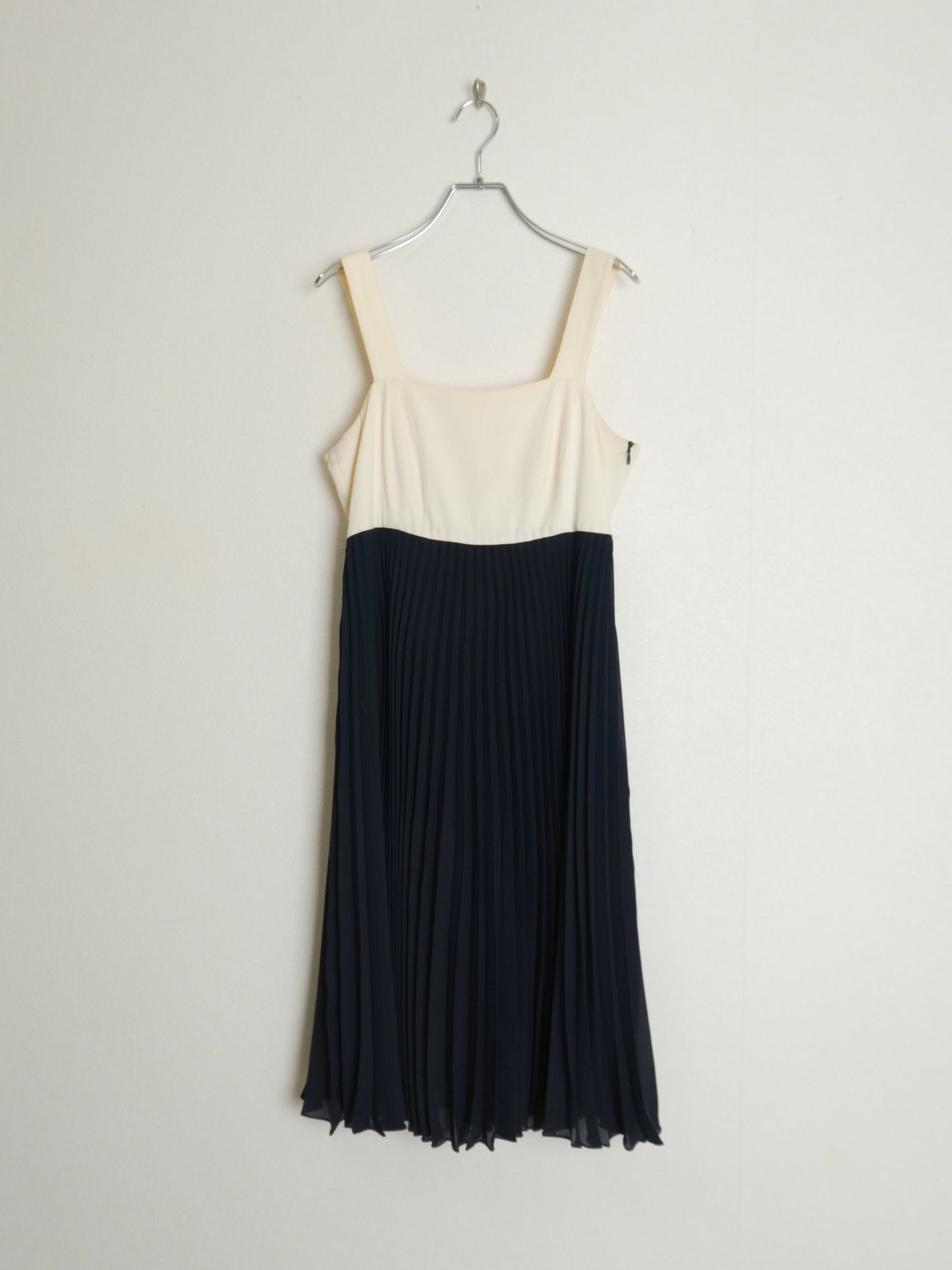 Pleats Jumper Onepiece