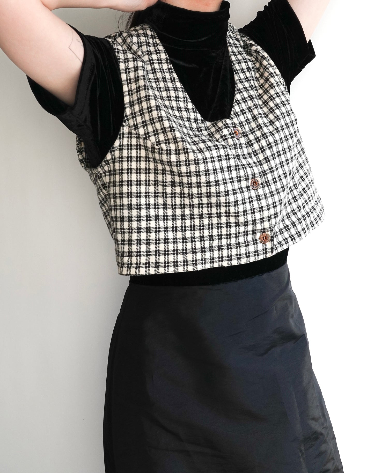 Check Short Vest