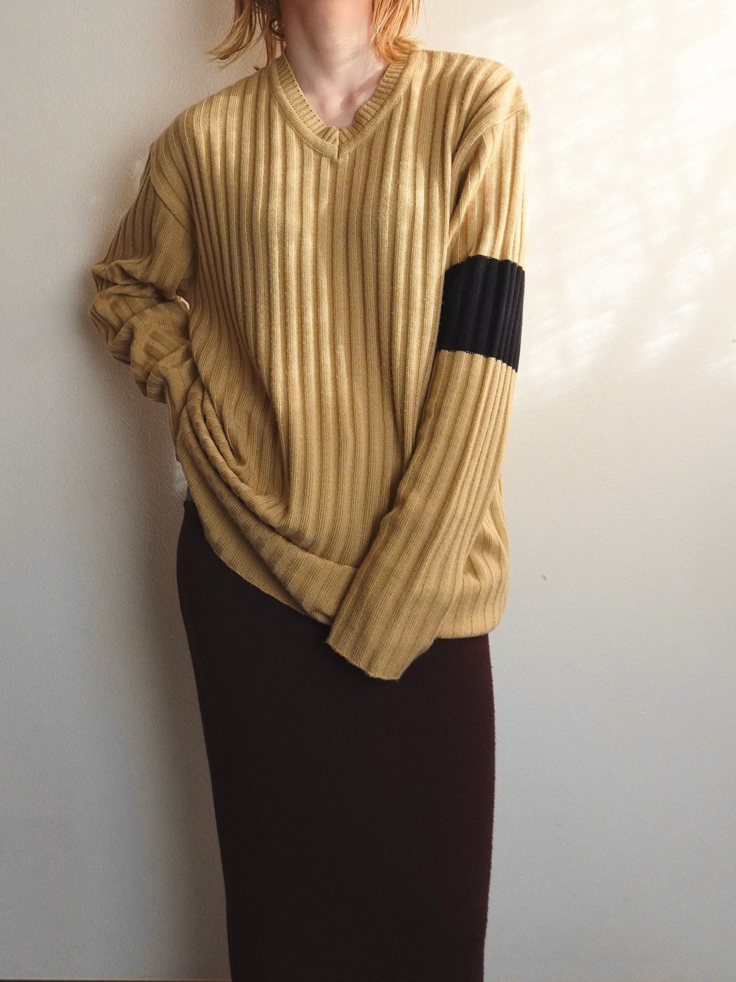 Rib Vneck Knit
