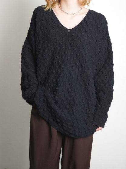Popcorn Vneck Knit