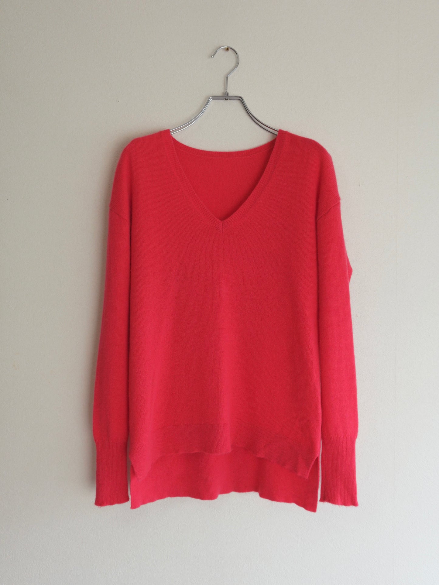 Cashmere Vneck Knit