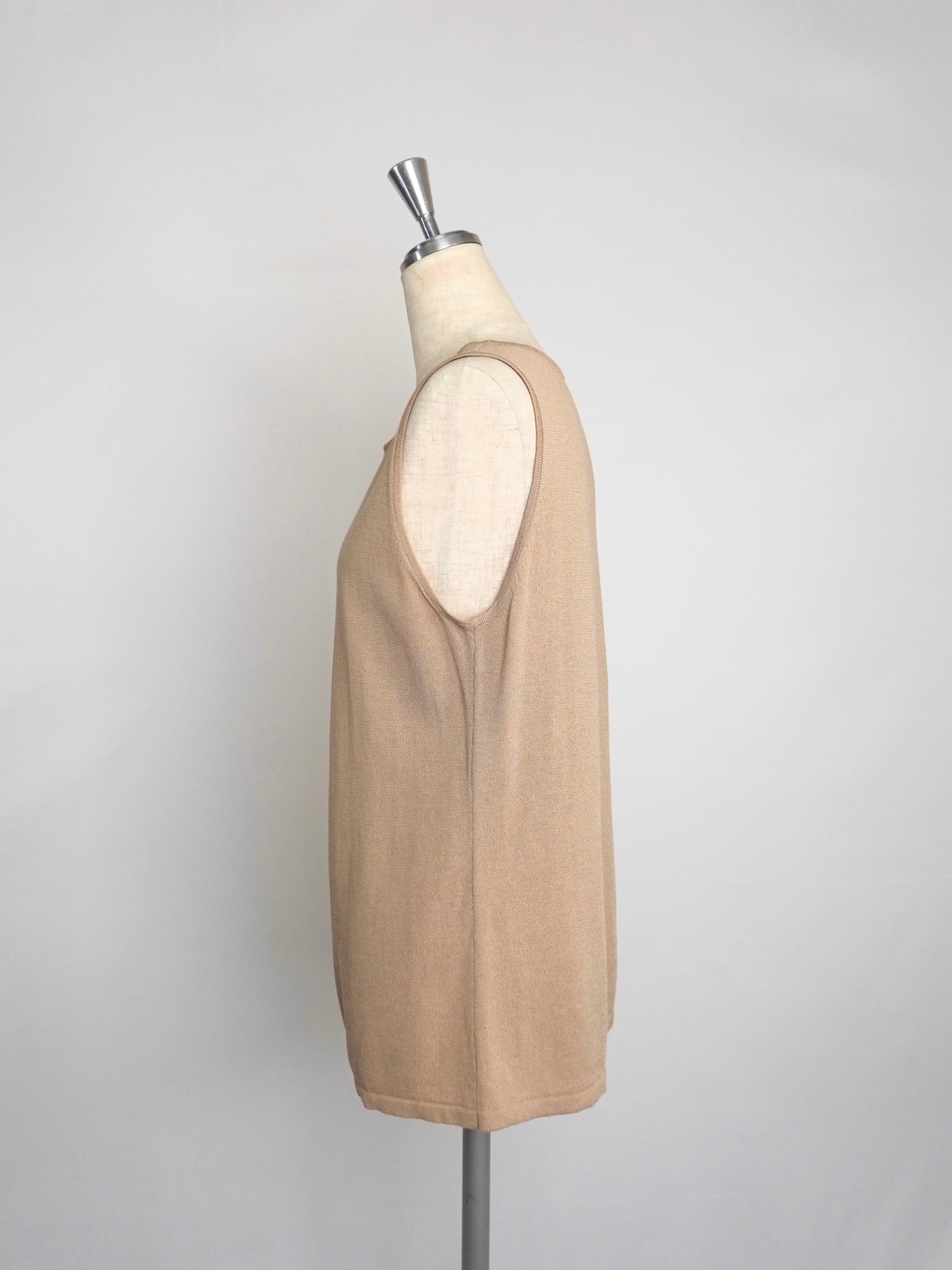 Pullover Vest