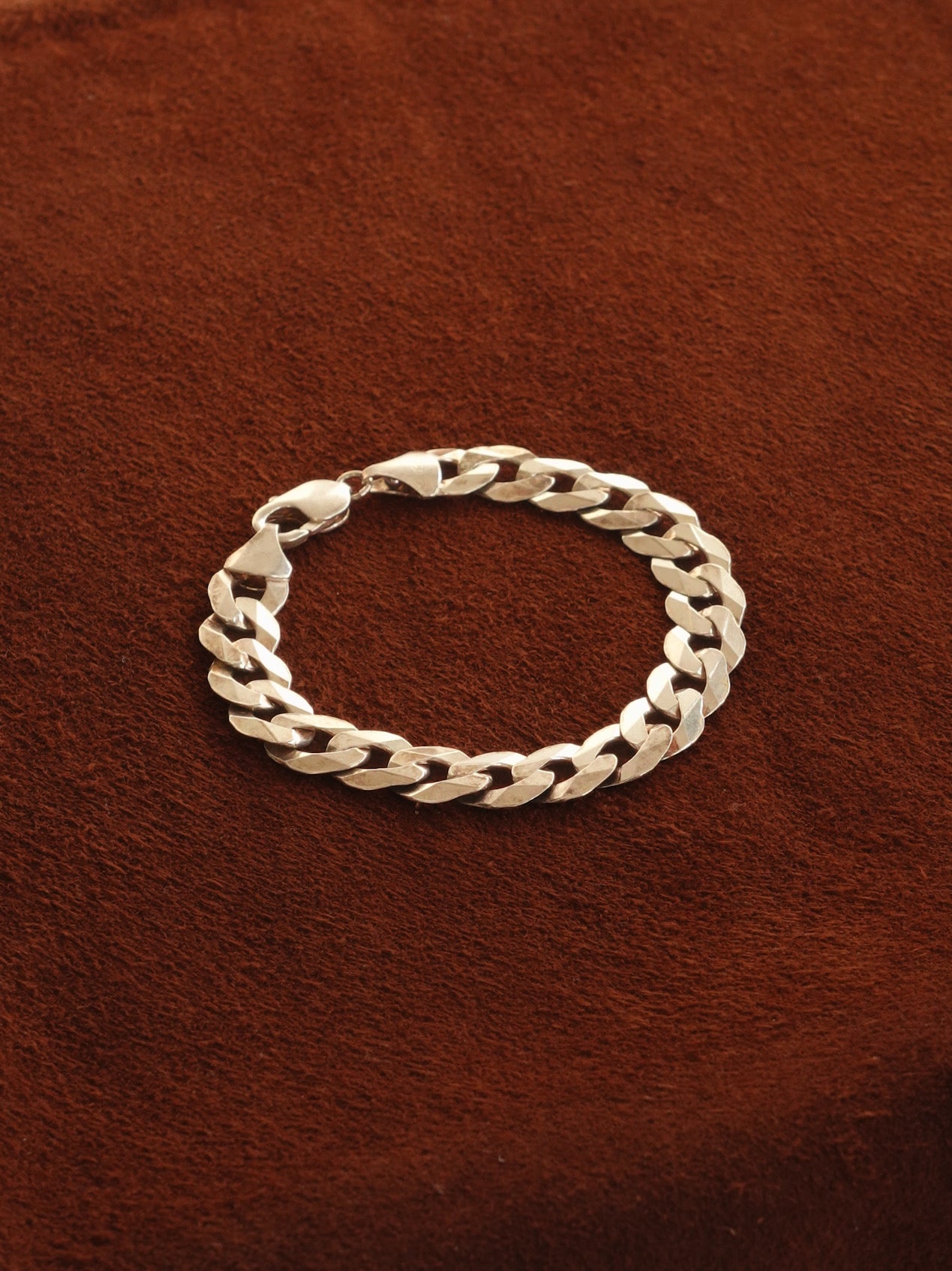 Chunky Curve Link Bracelet