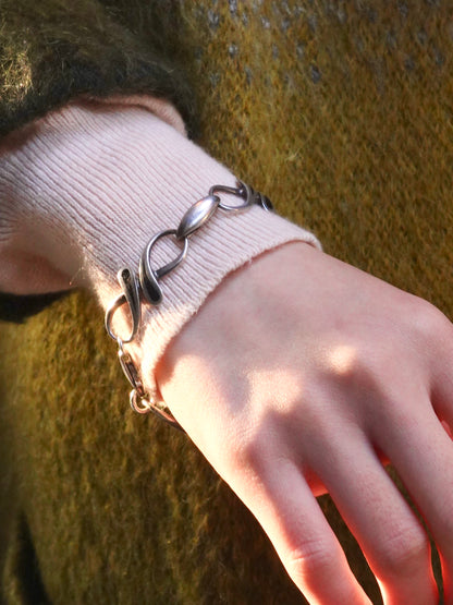 S-Loop Modern Bracelet