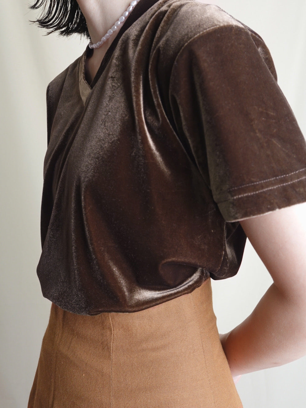 Half sleeve Velours Tops - Brown