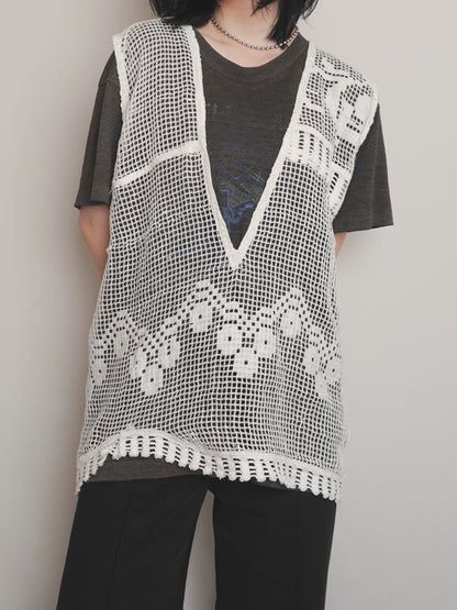 Remake Deep neck Crochet Vest