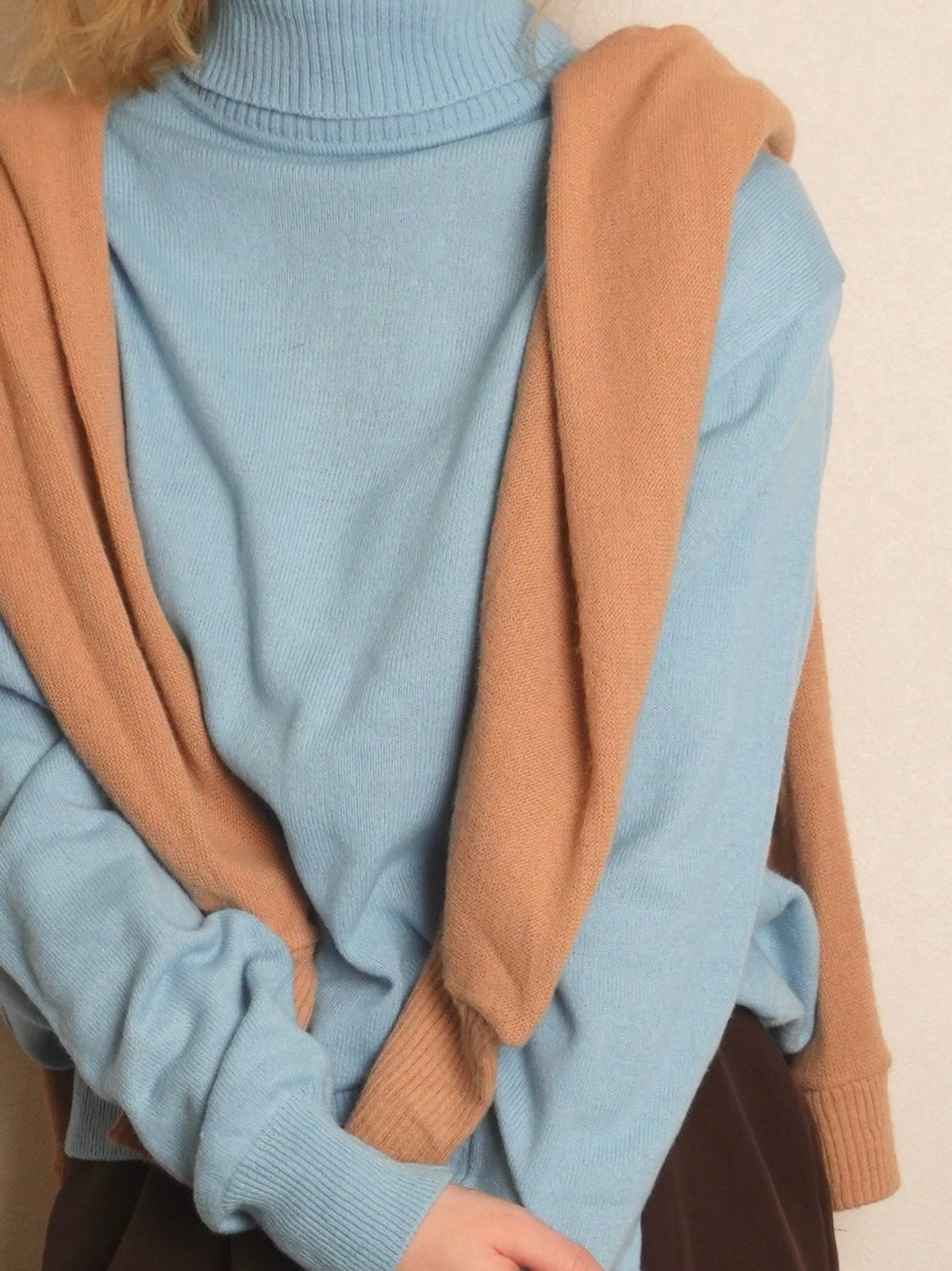 Acrylic Highneck Knit