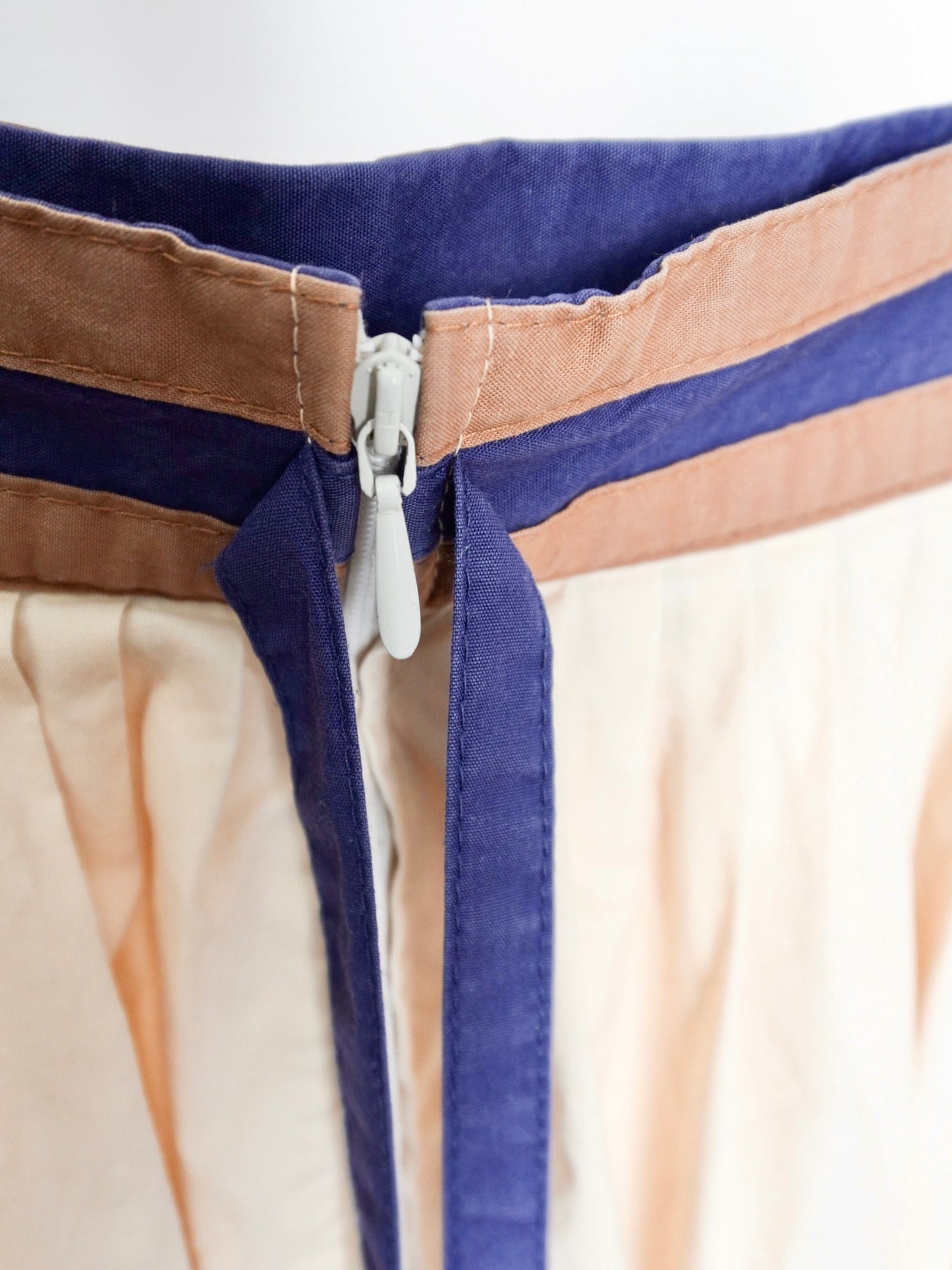 Line Design Flare Skirt