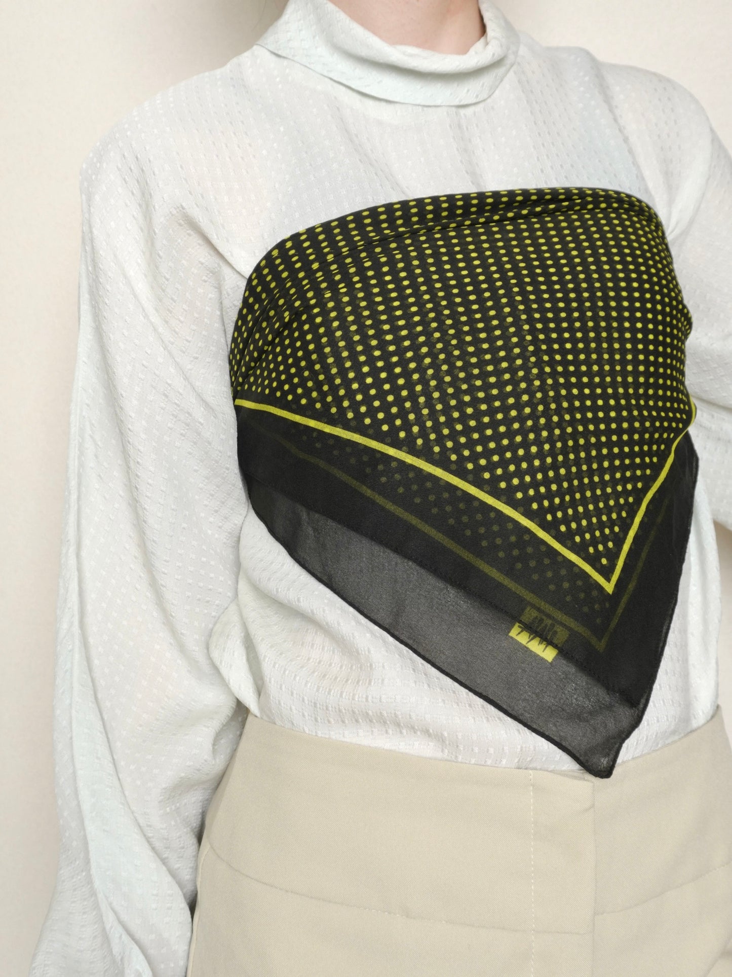 Dots Sheer Scarf